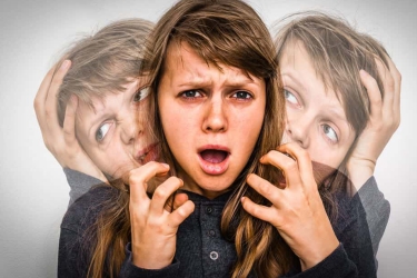 best hospital for Schizophrenia treatment in Katihar, best doctor for schizophrenia treatment in Katihar, Palaash Hospital, Katihar, Dr Rashmi Mishra